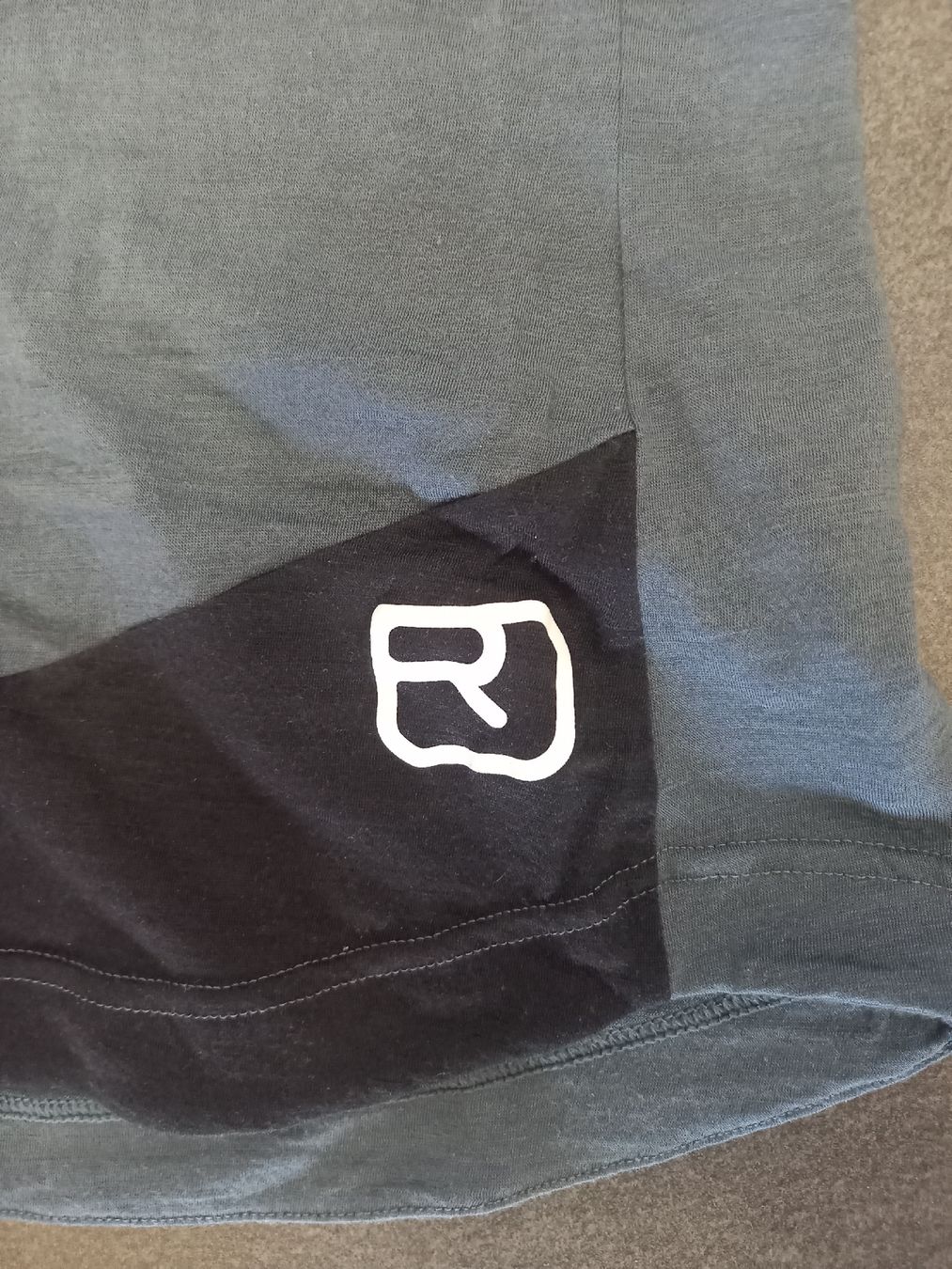 Ortovox T-shirt: Ortovox Shirt – Nuovo (secondo la descrizione) da Sissach venduto da DenJoe 1