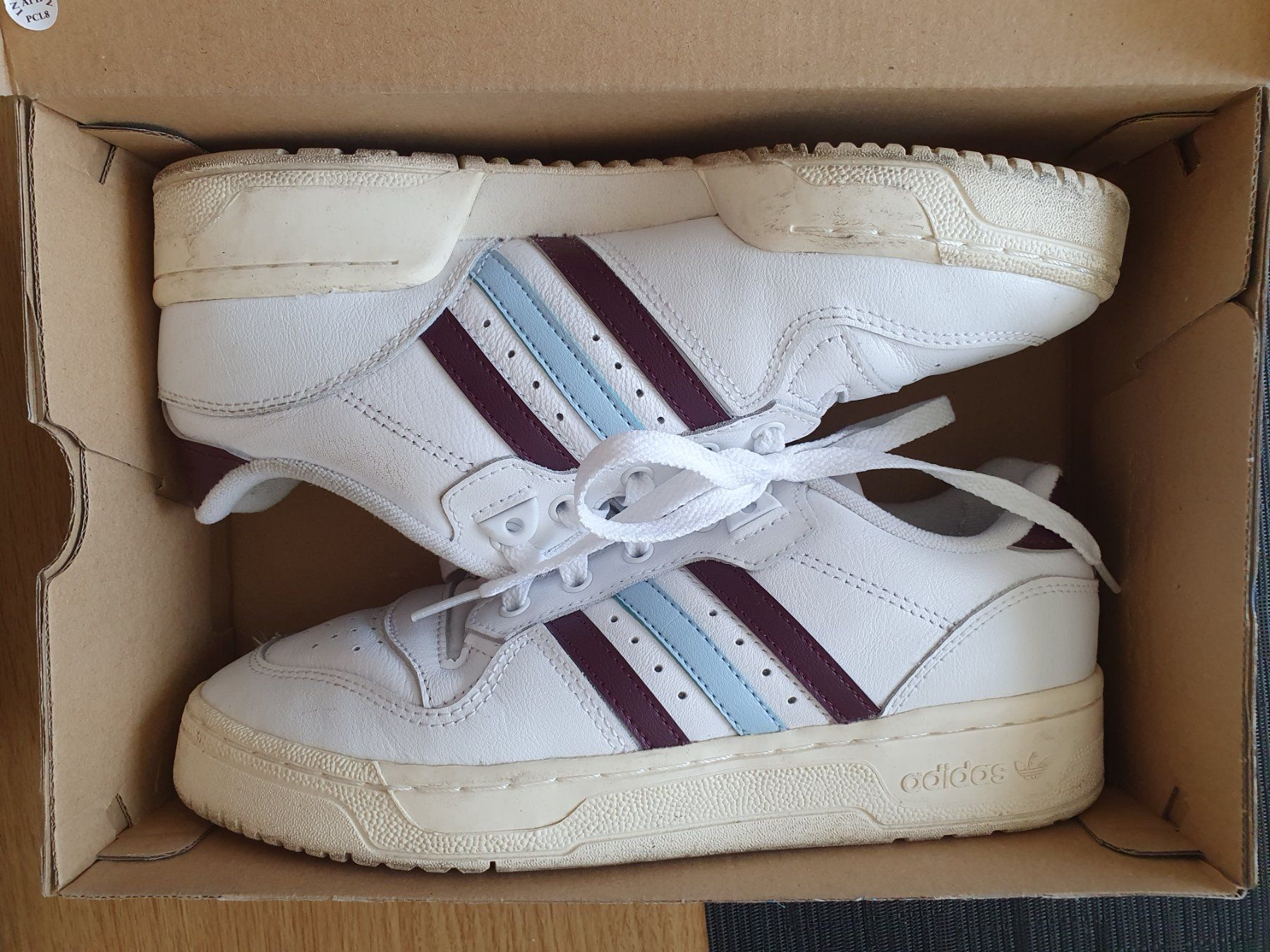 Adidas Scarpe da uomo: ADIDAS Rivalry Low FY7364 - EUR 38 2/3 – Usato da Chavannes-Renens venduto da mau_8rwz 5