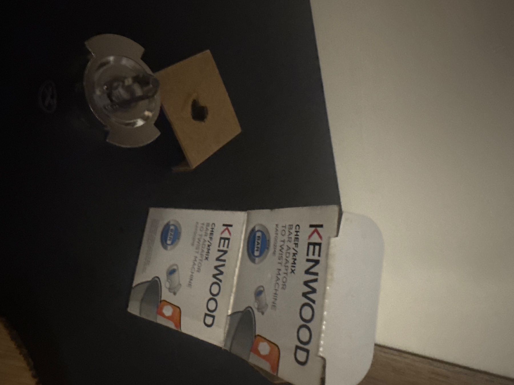 Kenwood Elettrodomestici da cucina: Adaptateur Kenwood KAT001ME – Usato da Lajoux JU venduto da Briard0