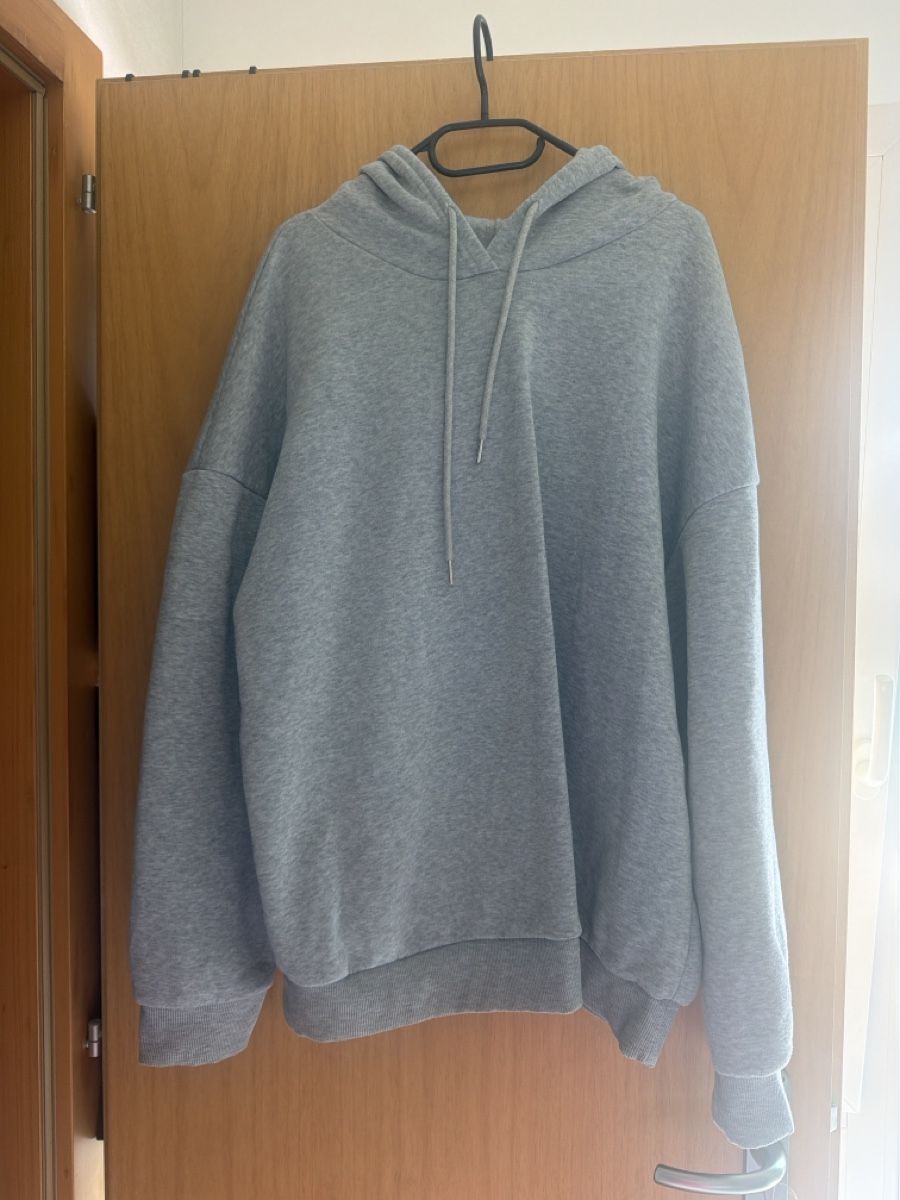 Shein Pulls & Sweat-shirts: sweat shein  – Neuf (Voir description) à Sion par tatiana.1508