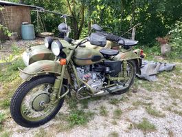 Moto avec side-car camouflage militaire 650 cm3 expertisé