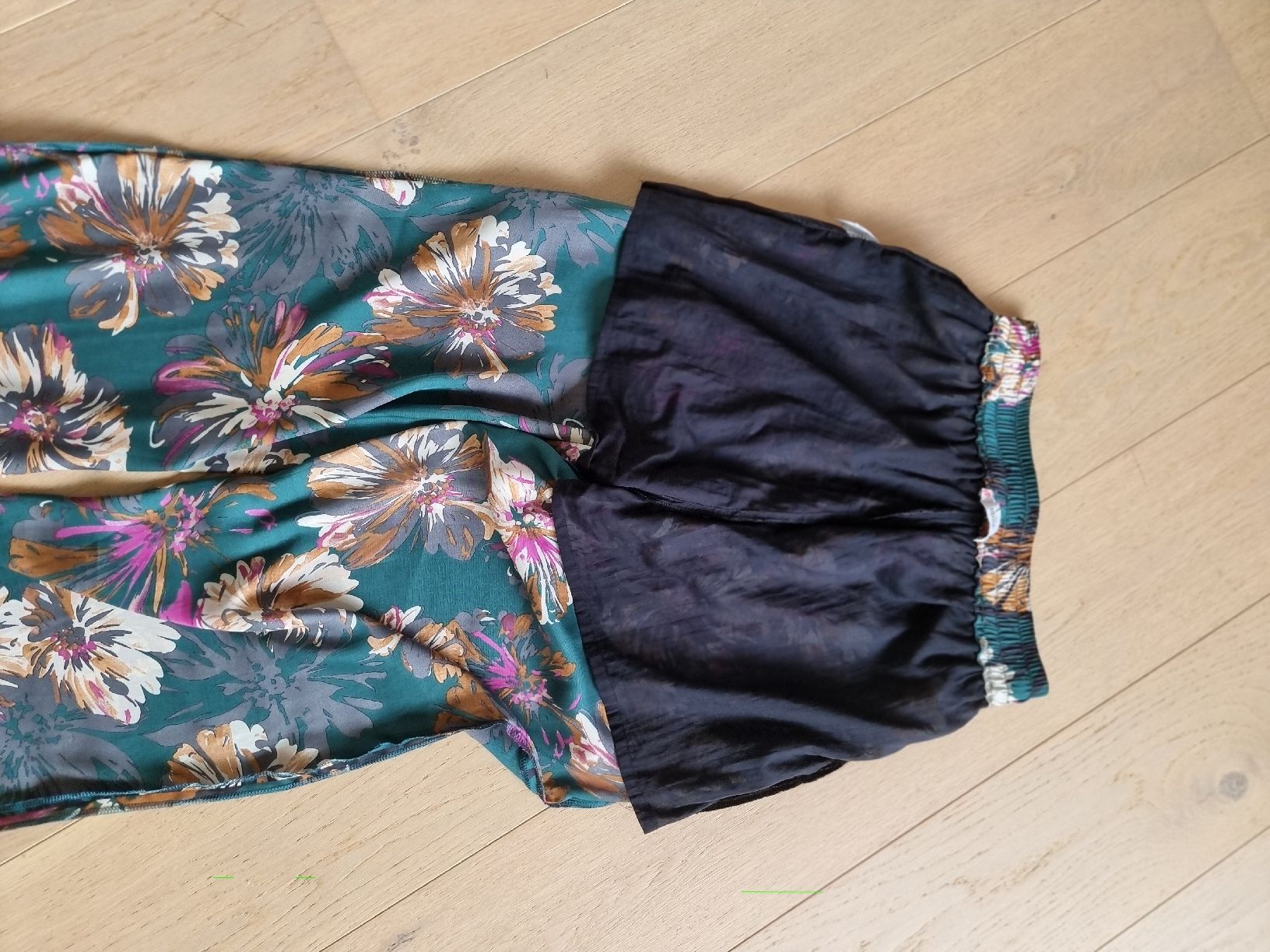 Pantaloni: Milla Sommerhose mit Blumenmuster, Gr. 38 – Nuovo (secondo la descrizione) da himmelried venduto da bribuli 3