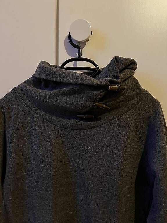 Pulls & Sweat-shirts: Pullover Forvert S – D'occasion à Bern par Ginocchi