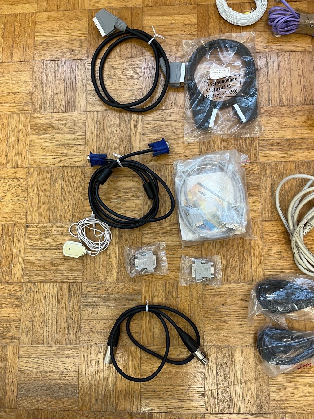 Cavi: Diverse Kabel (teilweise originalverpackt!) – Nuovo e nell'imballaggio originale da Siebnen venduto da Arko27 4
