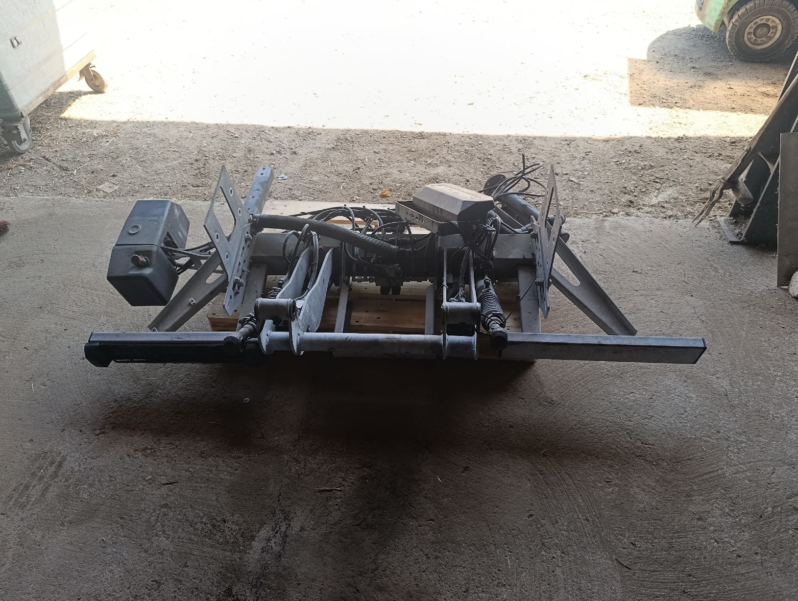 Piattaforme elevatrici & Crick: Dautel 750A Hebebühne Occasion – Usato da Eriswil venduto da Johndeere2140 1