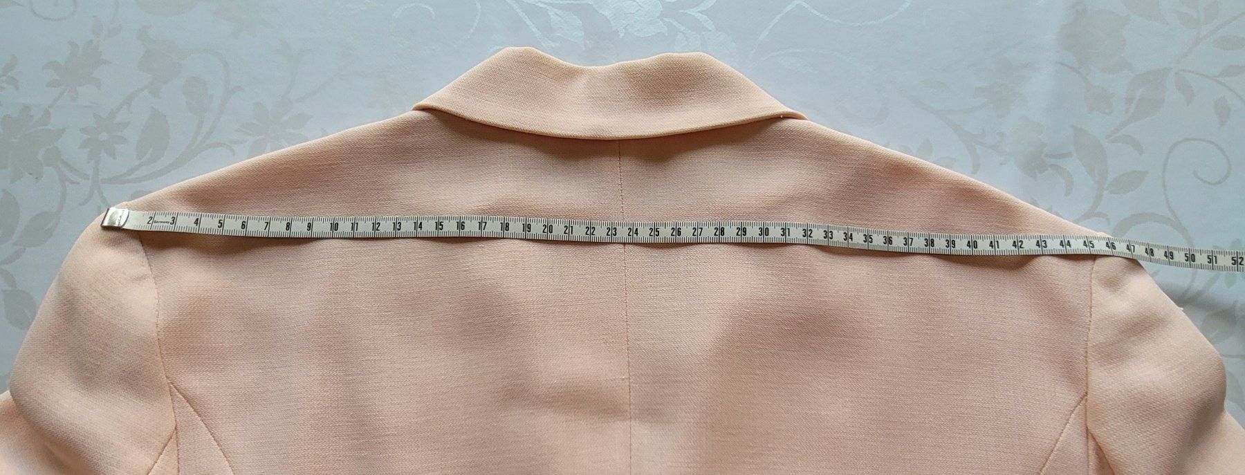 Giacche: Grafity's Paris Blazer Rosa Grösse 38 – Usato da Zürich venduto da fourpaws 2