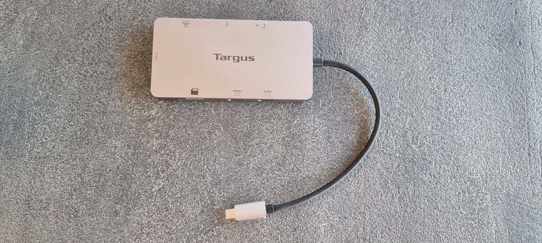 Targus Docking station: Targus USB-C Dual 4K – Usato da Zürich venduto da F-u-s-i-o-n