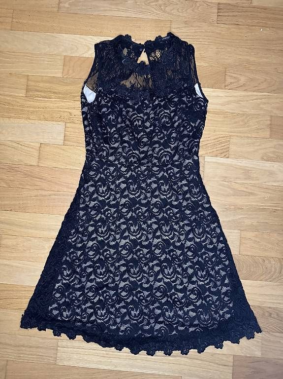 Vestiti: Kleid Gr. 38 – Usato da Kaisten venduto da TerraAge1984