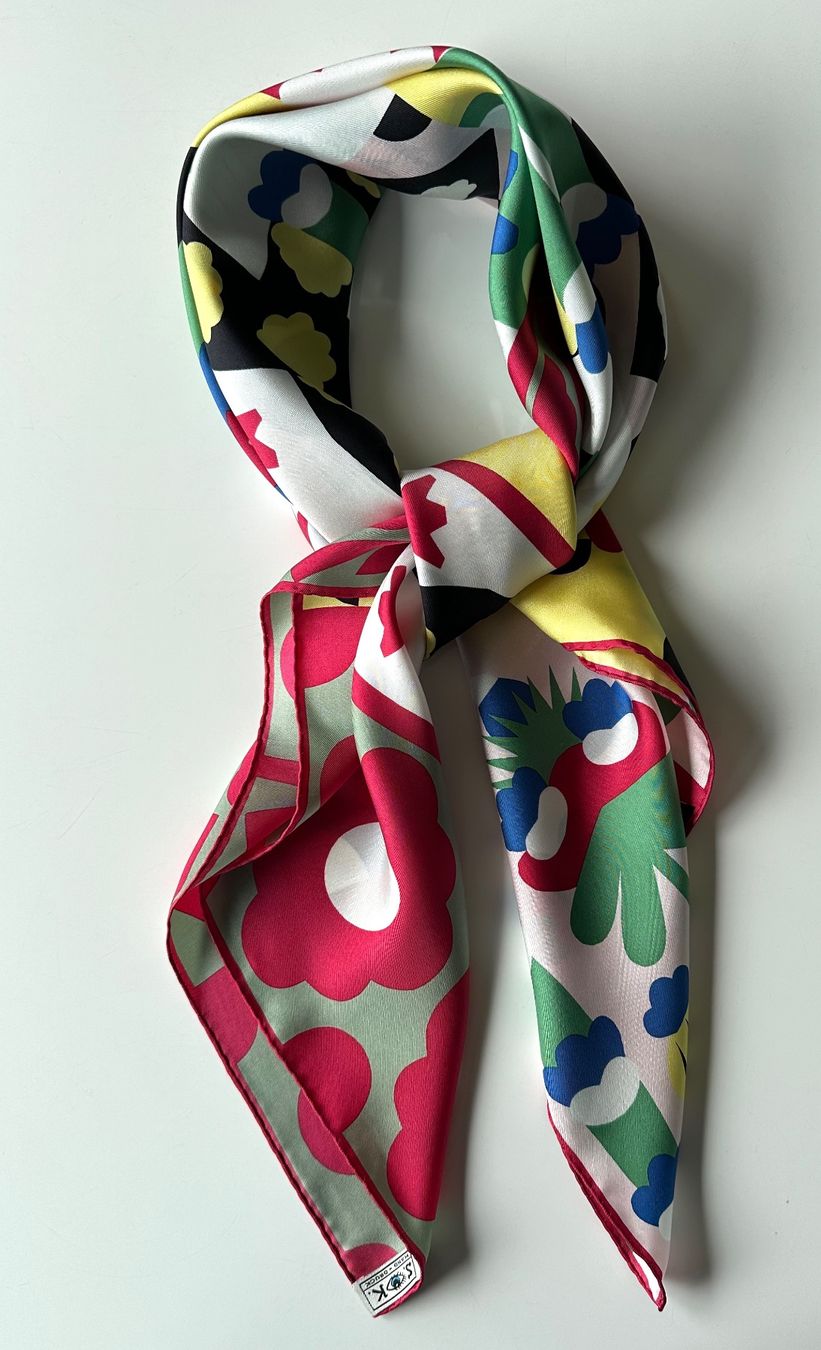 Sonnhild Kestler Foulard & Sciarpe: Sonnhild Kestler Foulard – Usato da Zürich venduto da Secondbite 1