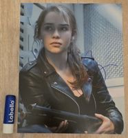 Emilia Clarke orig. Signatur auf Terminator Genysis-Foto