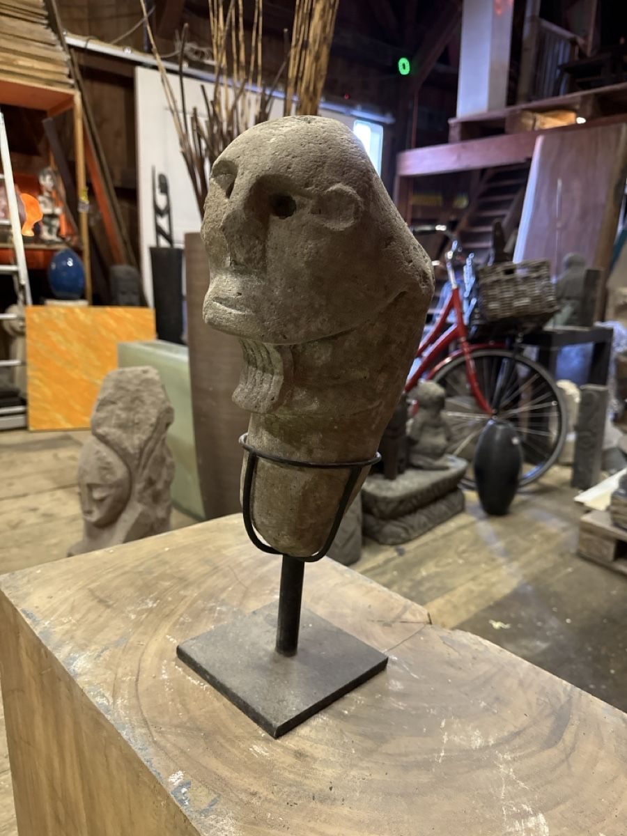 Sculture & Statue: Skulptur Steinkopf auf Ständer - Einzigartiges Kunstobjekt – Nuovo (secondo la descrizione) da Ermatingen venduto da angels.east 1