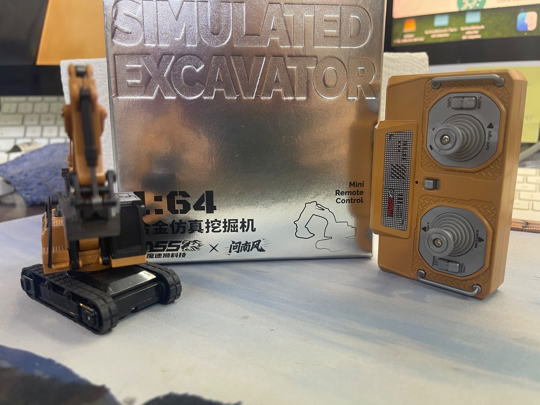 Escavatori: Mini-Bagger aus Metall 8-Kanal 1:64 RTR – Nuovo (secondo la descrizione) da Oberiberg venduto da Smandli 5
