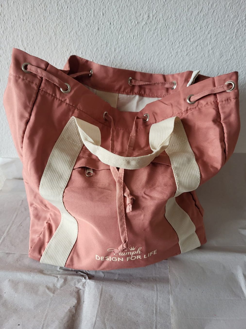 Taschen für Damen: Triumph Damen Handtasche/ Beutel NEU – Neu (gemäss Beschreibung) aus Buchs AG von Bela11 1