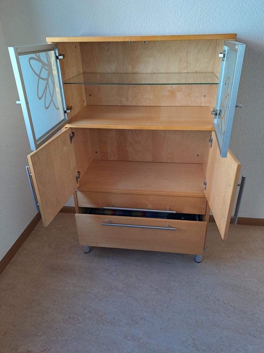 Armadi: Büromöbel / kleiner Schrank / Buffet – Usato da Gelterkinden venduto da Zwetschgenbaum 5