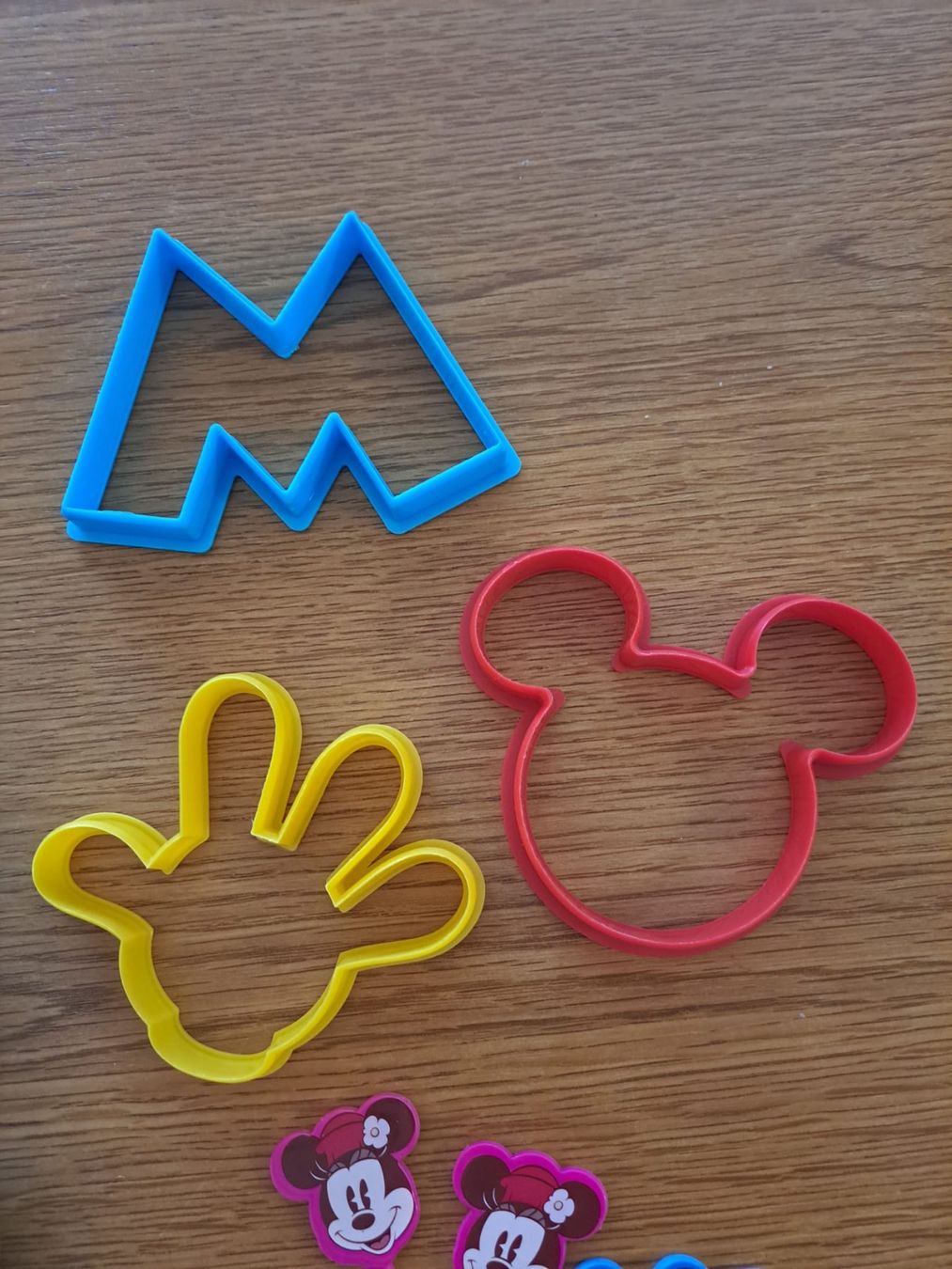 Backformen: Backset Mickey mouse, Tortenform, Lollipops, Keksform – Gebraucht aus Massagno von Michaela.F 5