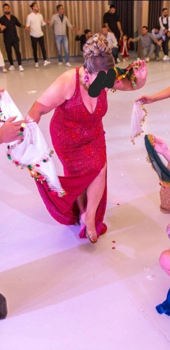 Vestiti: rotes Abendkleid mit Steinen XL – Usato da Winterthur venduto da ber_5zqb