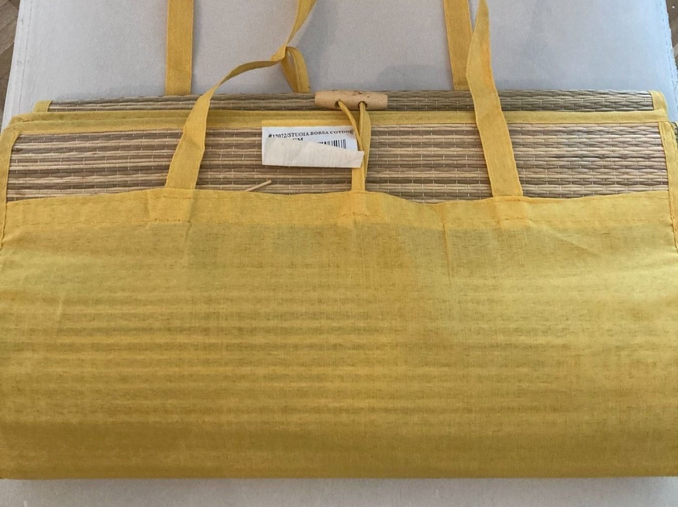 Coperte: Picknickdecke Neu(Nr.9)----------A – Usato da Wallisellen venduto da ASZT 3