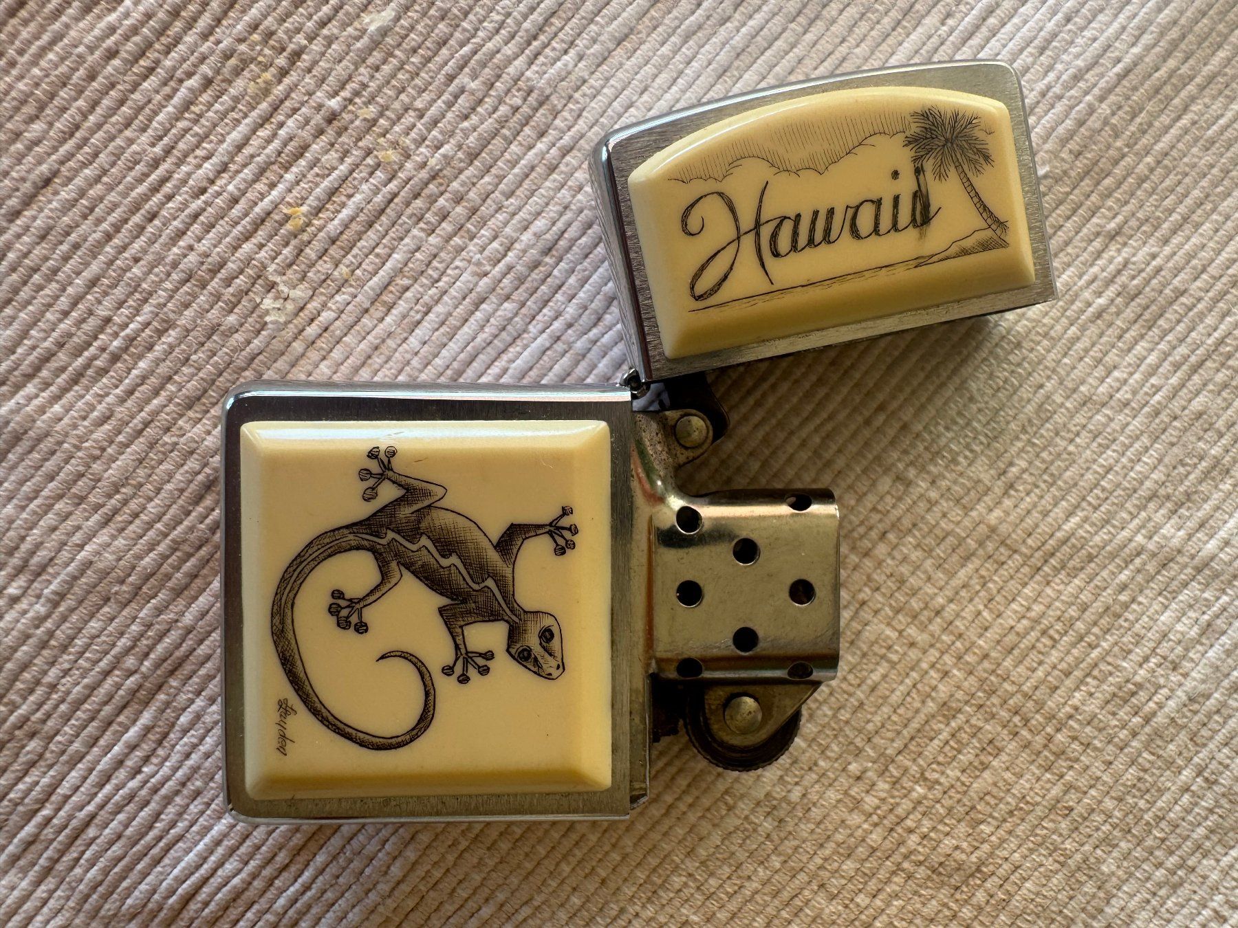 Zippo Feuerzeuge: ZIPPO aus Hawaii – Gebraucht aus Zürich von Hawaii22 1