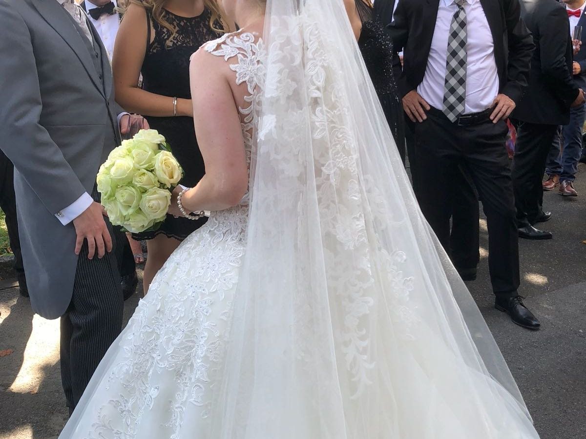 Haarschmuck: Hochzeitsschleier mit Schleppe – Gebraucht aus Goldach von Intertainmentme 1