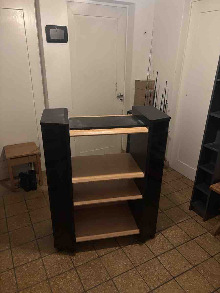 TV Möbel: Fernsehmöbel Holz schwarz – Gebraucht aus Winterthur von PatrickS0102