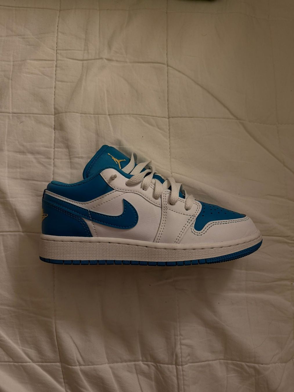 Jordan Chaussures hommes: Jordan 1 niedrig türkis – Neuf (Voir description) à Wohlen AG par yes_6sjl 1