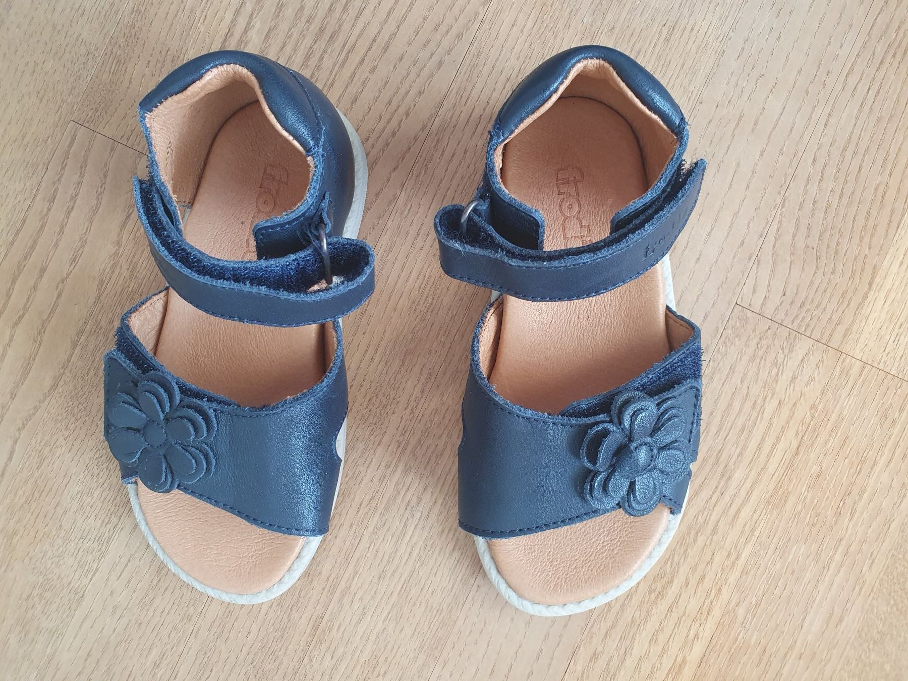 Scarpe per ragazze: Froddo Riemensandalette Grösse 24 – Nuovo (secondo la descrizione) da Wald ZH venduto da andy_ch01