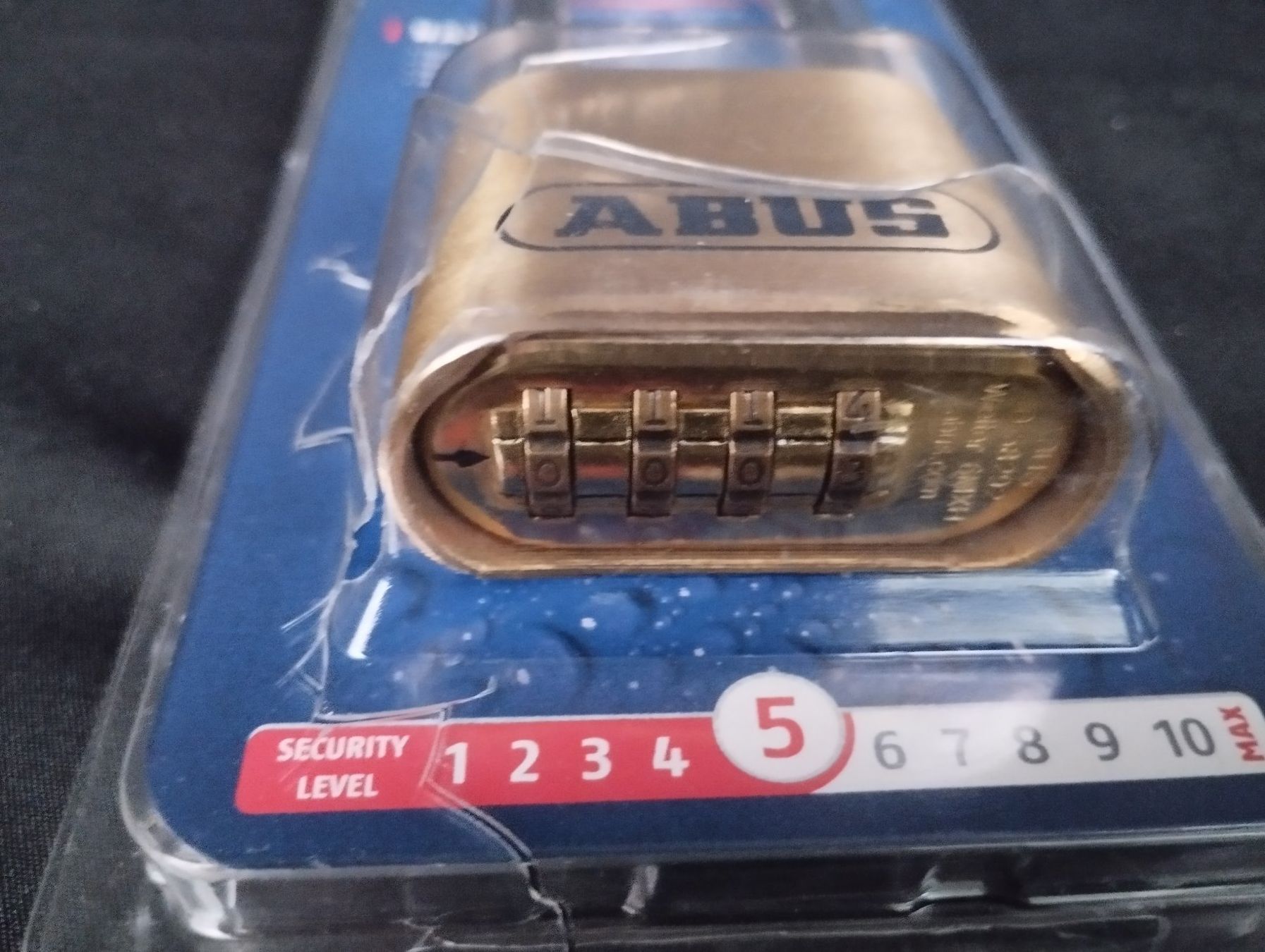 Abus Schlösser: ABUS Vorhängeschloss mit 4-stelligem Zahlencode – Neu (gemäss Beschreibung) aus Schübelbach von Restwert_Schubelbach 2
