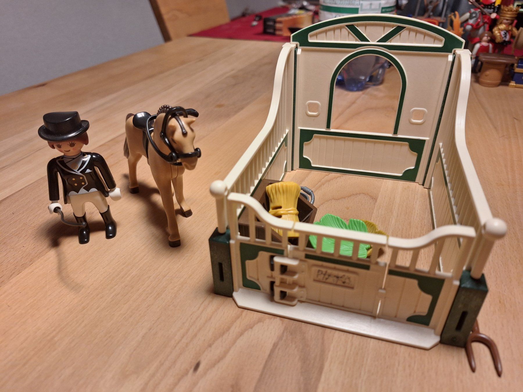 Playmobil Giocattoli: Playmobil Pferdeboxen – Usato da Niederdorf venduto da lcz_cl5m 1