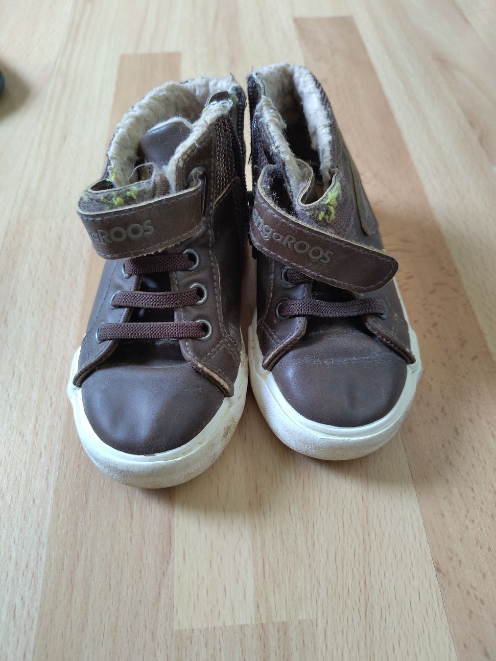 Scarpe per ragazzi: Kangaroos Winterschuhe Grösse 24  – Usato da Ostermundigen venduto da Jinushka