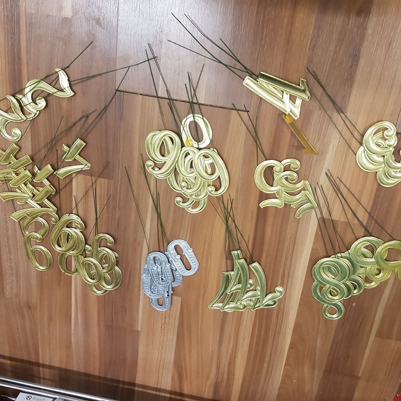 Tutte le decorazioni: 60 Zahlenstecker L3 – Nuovo (secondo la descrizione) da Schwarzenburg venduto da Flamingo07