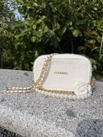Chanel Beauty Kosmetiktasche mit Kette