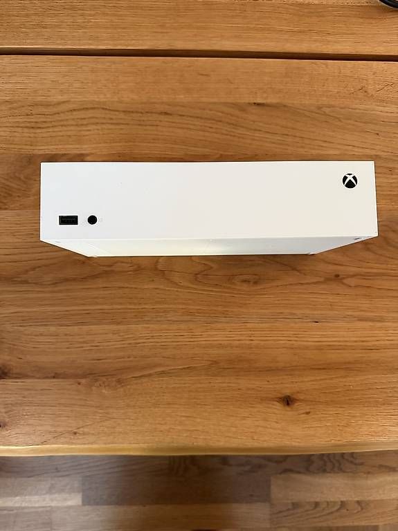 Microsoft Konsolen: Xbox Series S mit Controller – Gebraucht aus Ottoberg von yvo_fv7q 1