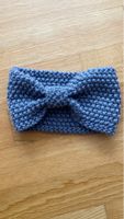 Handgestricktes Stirnband grau