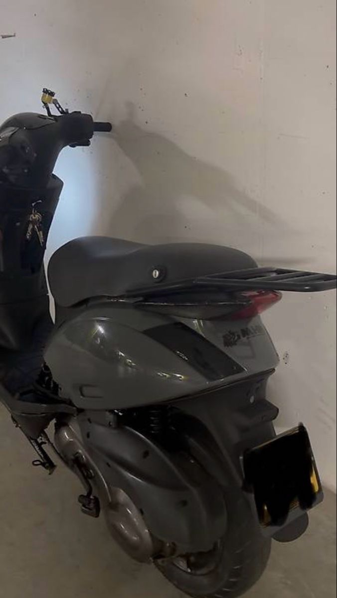 Piaggio Strada: Piaggio Zip Sp2 150ccm 2t | Gilera Runner Piaggio Skipper – Usato da Romanshorn venduto da Hadrenalin 3