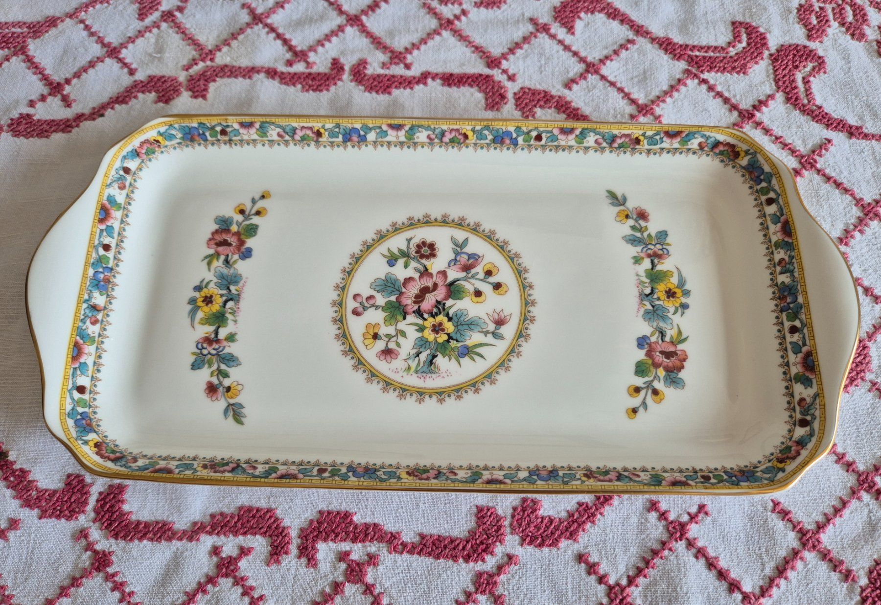 Piatti di portata: Vintage Cakeplatte Ming Rose, England – Usato da Bern venduto da aronari