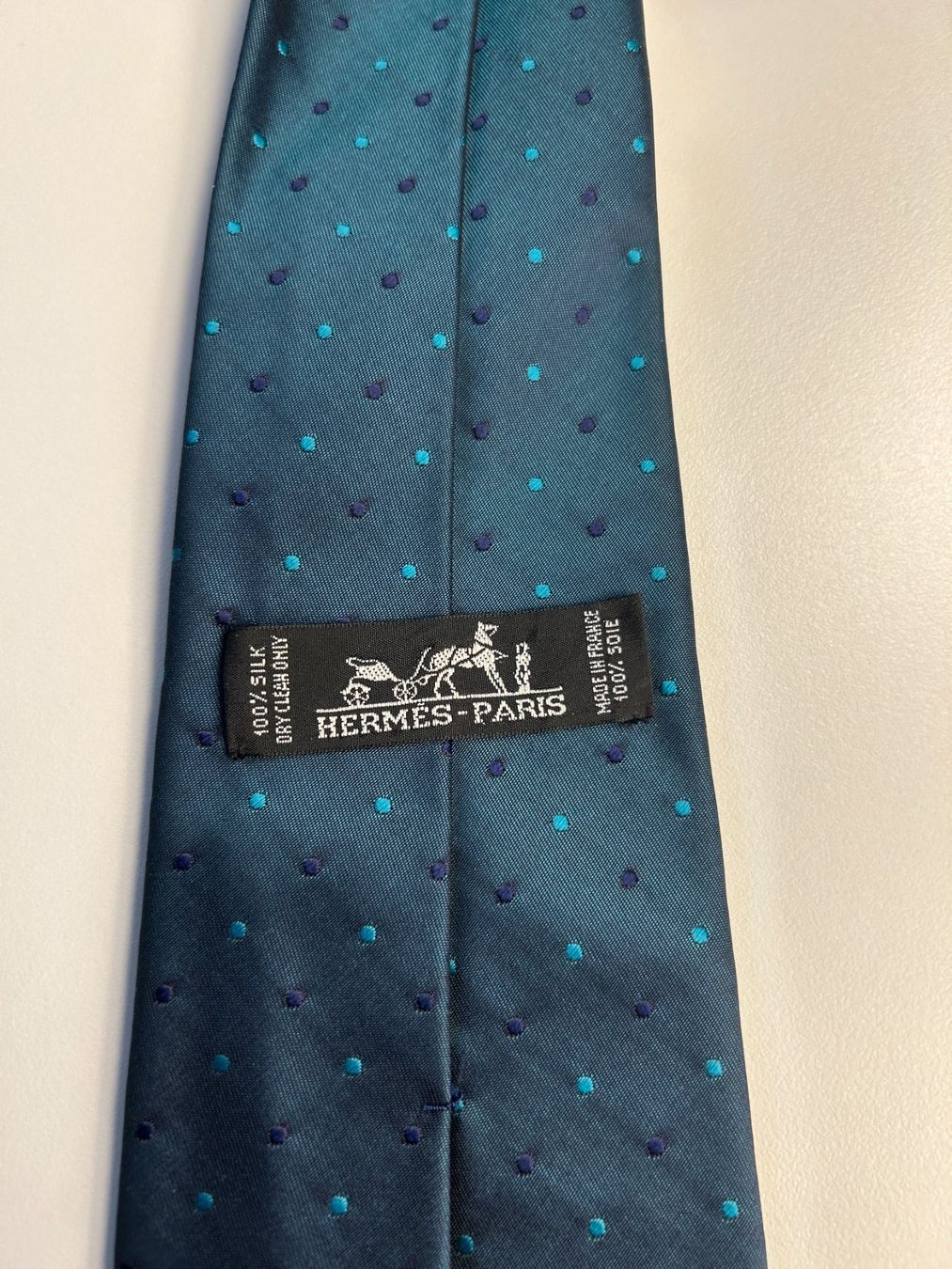 Hermès Cravatte: Hermes Taft Dot Krawatte – Nuovo (secondo la descrizione) da Bern venduto da kurtikobolt74 2