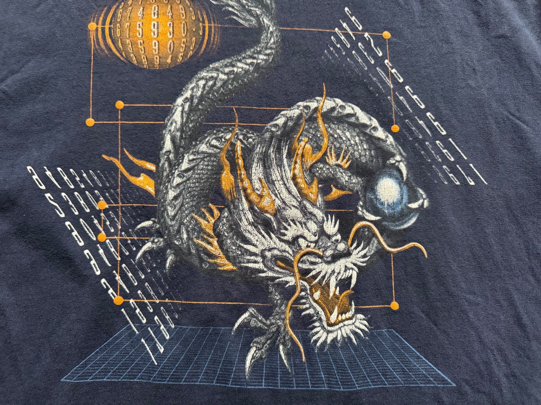 T-shirt: Y2K No Boundaries t-shirt MEN L – Usato da Neuchâtel venduto da _Easy_to_Find_ 1