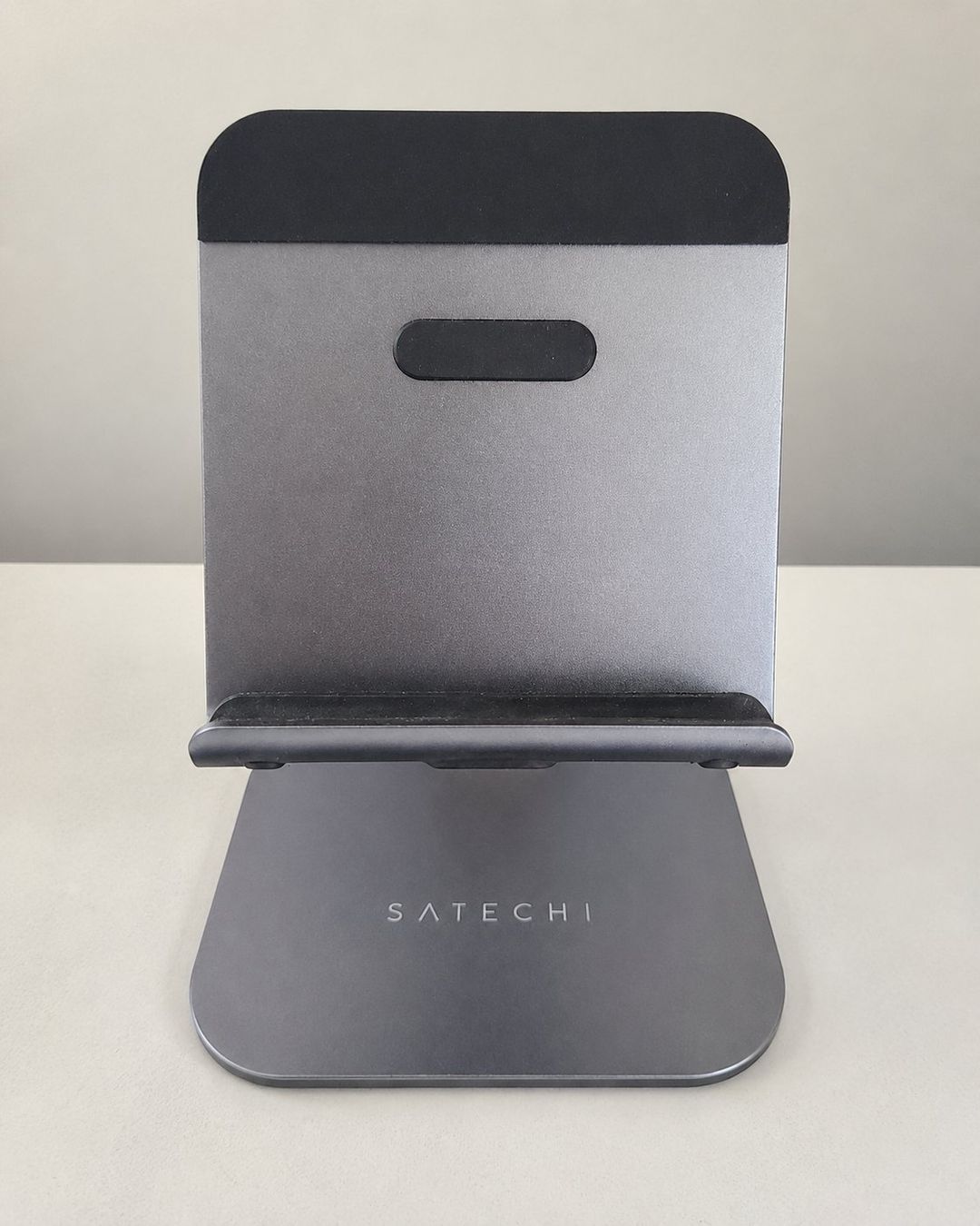 Satechi Altro in Decorazioni & Accessori: Satechi Aluminum iPad Stand - Space Gray – Usato da Roveredo GR venduto da sanoig 1