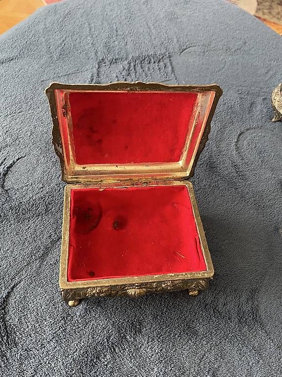 Coffrets à bijoux: Schmuckschatulle – D'occasion à Steckborn par scheese123 2