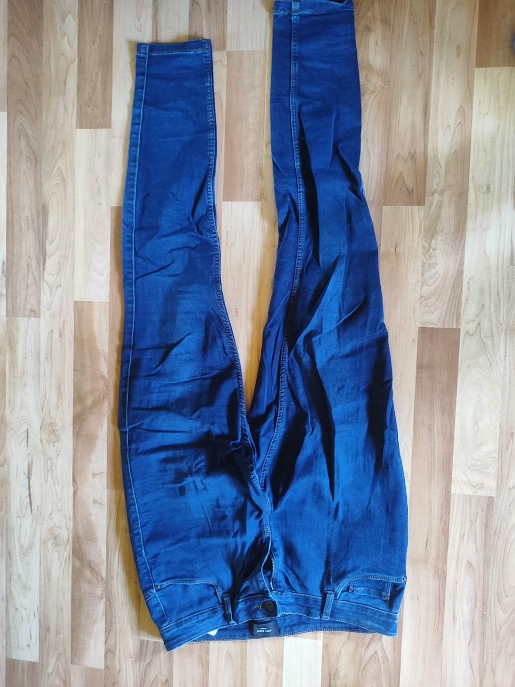 Vero Moda Jeans: L/34 Vero Moda Jeans – Usato da Trachselwald venduto da Lare79 1