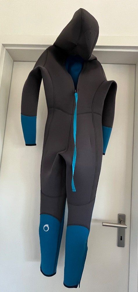 Decathlon Combinaisons de plongée: Neoprenanzug Kinder – D'occasion à Münchenwiler par tyna_m 1