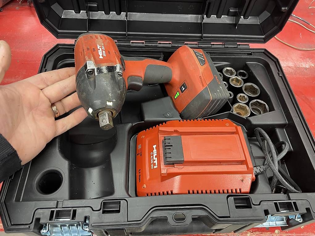 Tutti gli attrezzi: Hilti Schlagschrauber 200Nm – Usato da Golaten venduto da Trojka_22 1