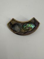 Brosche halbmondförmig mit Abalone Muschel