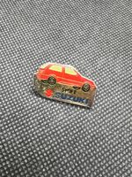 Anstecker Suzuki Swift rot - Sammlerstück