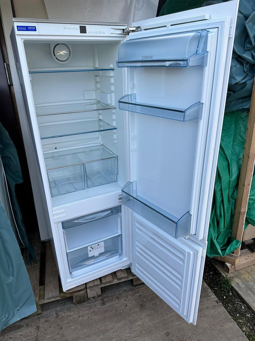 Electrolux Frigoriferi: Kühlschrank Einbaukühlschrank Electrolux CH-Norm – Usato da Spreitenbach venduto da Space_X 3