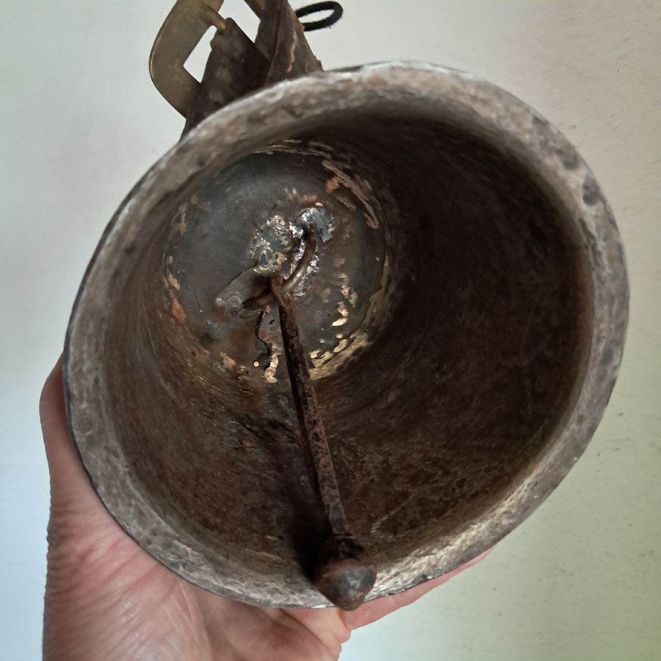 Campanacci mucche: ALTE STAHL GLOCKE HANDGEFERTIGT  – Usato da Murten venduto da SHETHOF 6