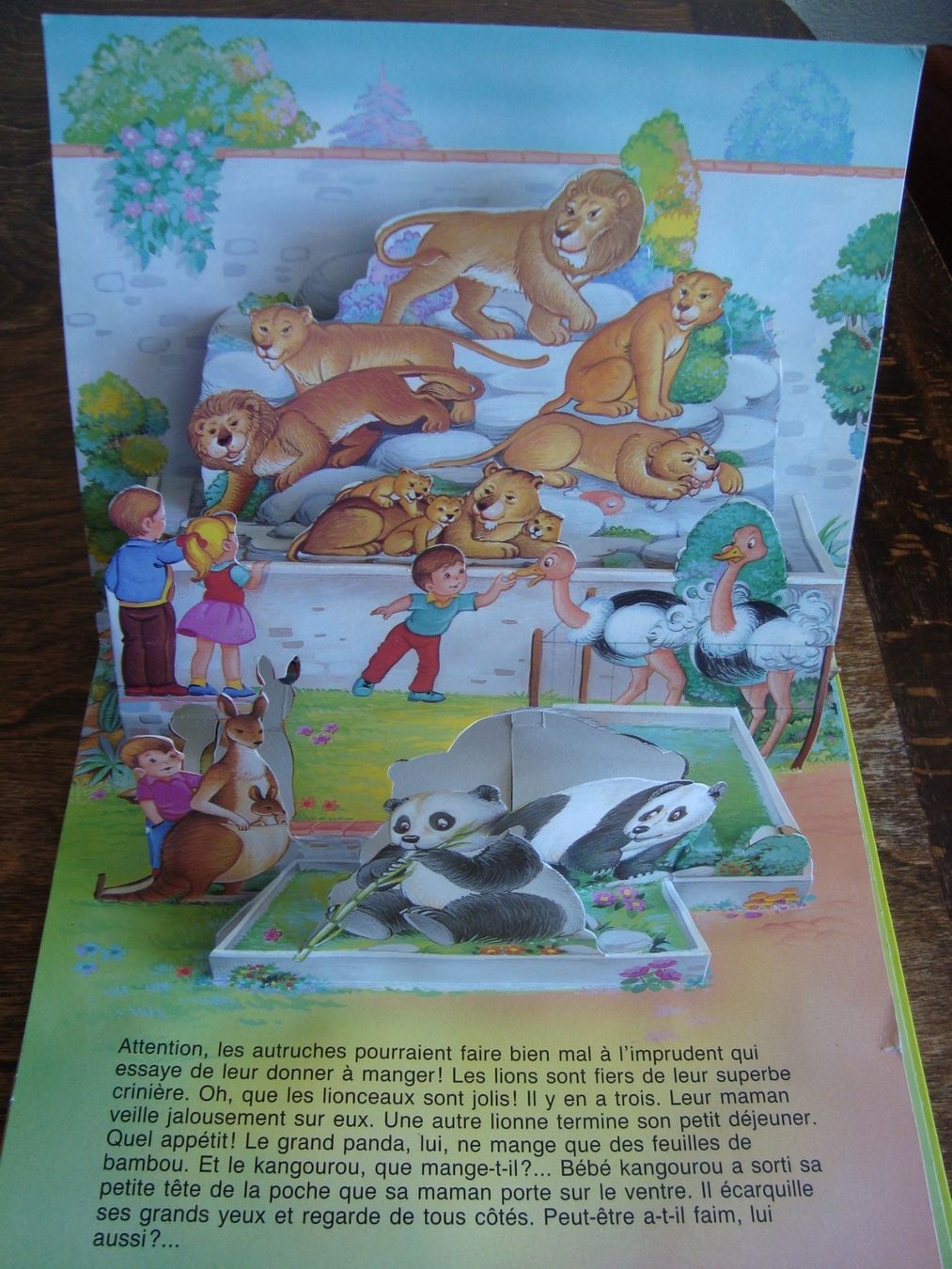 Libri: Le zoo (pop-up) – Nuovo (secondo la descrizione) da Fribourg venduto da ruswil007 2