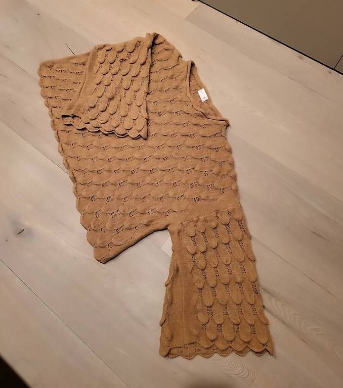 Pullover & Sweatshirts: Pullover – Gebraucht aus Landquart von gru_wxj8 2