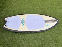 Visitor Great White Wakesurfboard
