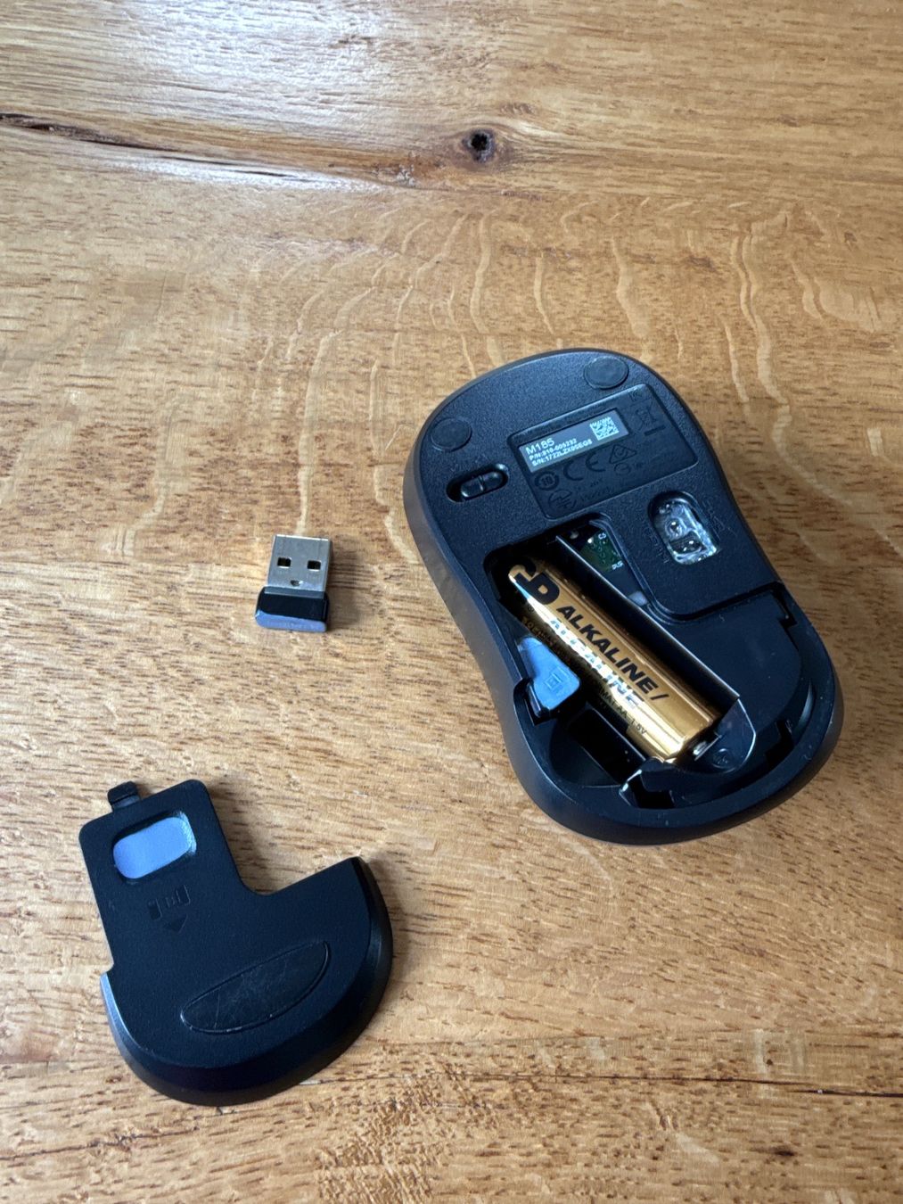 Logitech Mouse: Logitech Maus kabellos M185 mit Batterie – Usato da Basel venduto da jetzt-wird-gemistet 1